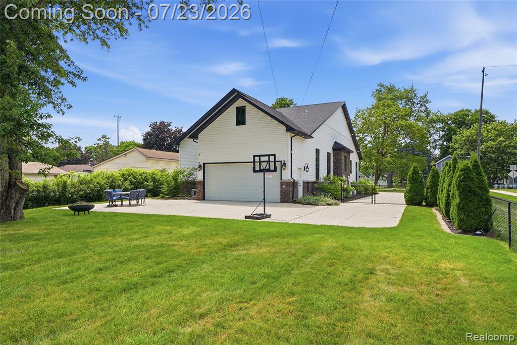 6393 Denton Road, Belleville, MI 48111 — Photo 39