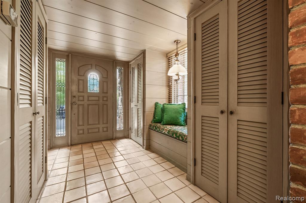 18234 Arselot Drive, Northville, MI 48168 — Photo 29