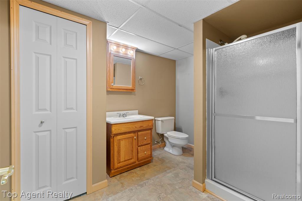 4415 Firethorn Court, Warren, MI 48092 — Photo 27