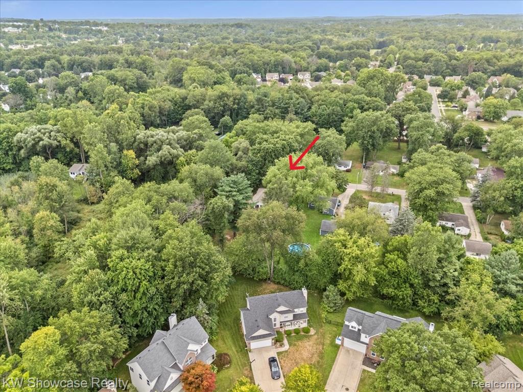 964 Daffodil Drive, Waterford, MI 48327 — Photo 16