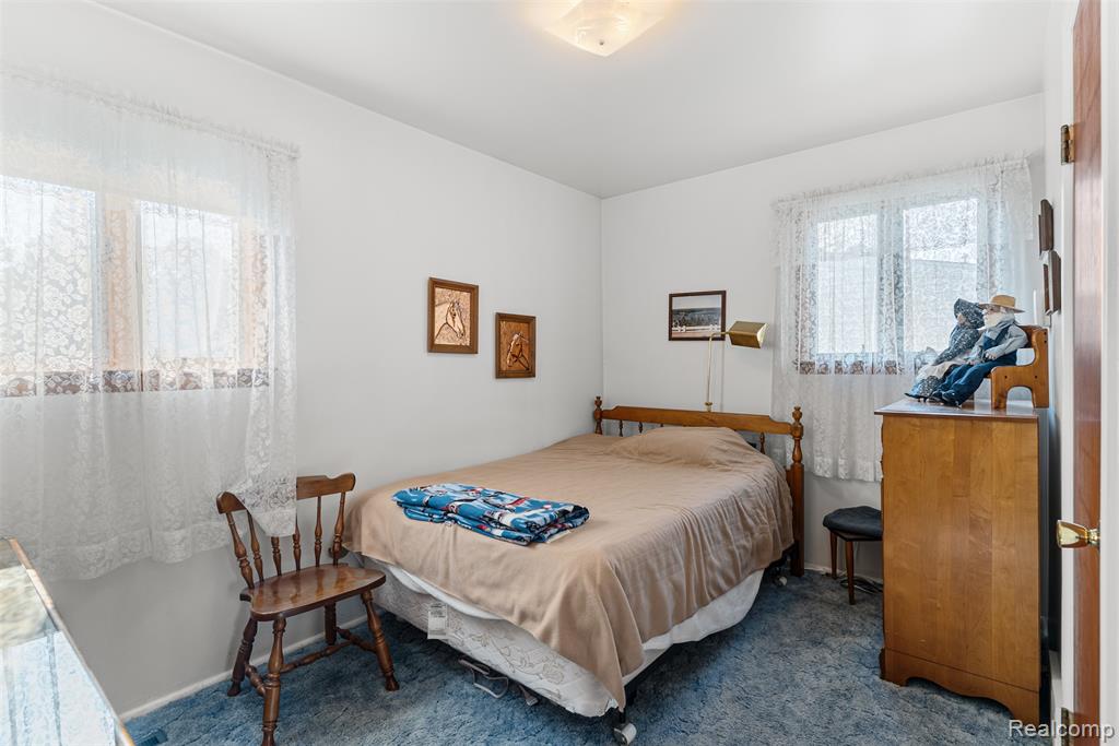 4323 Ashlawn Drive, Flint, MI 48507 — Photo 22
