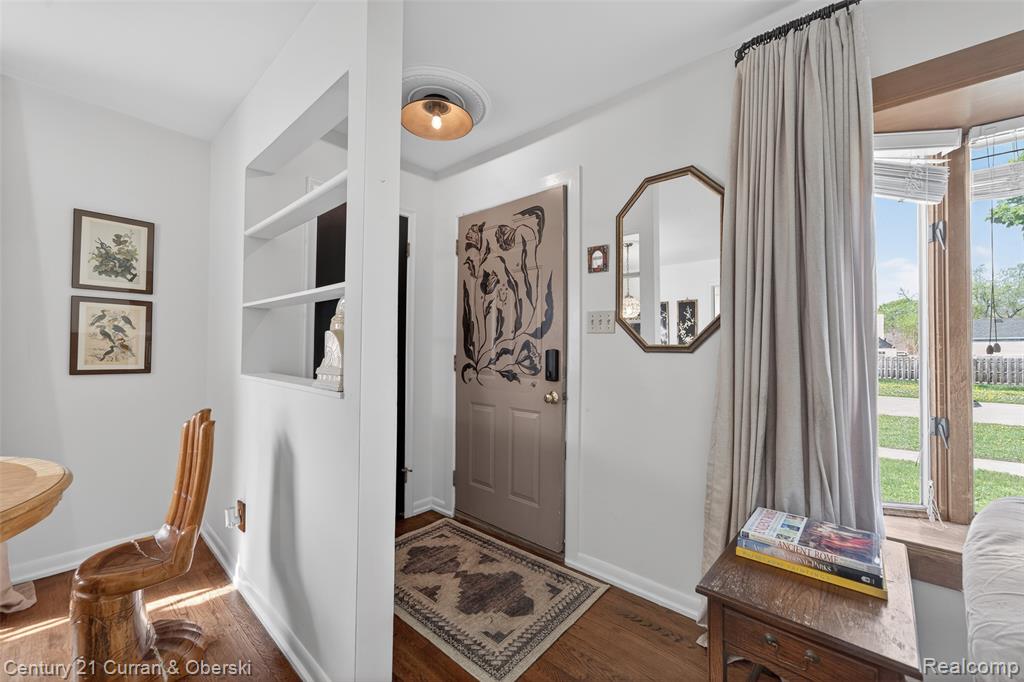 725 S Manitou Avenue, Clawson, MI — Photo 11