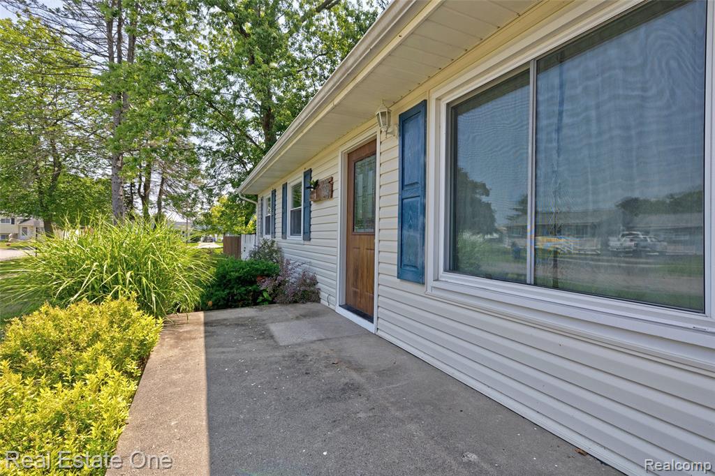 705 Richard Street, Holly, MI 48442 — Photo 3