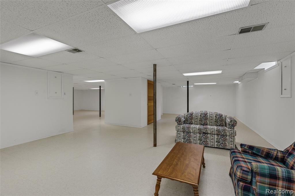 10100 Bridge Lake Road, Clarkston, MI 48348 — Photo 21