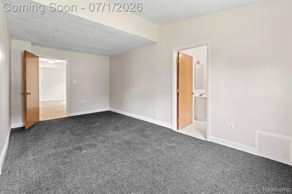 551 Nebraska Avenue, Pontiac, MI 48341 — Photo 17
