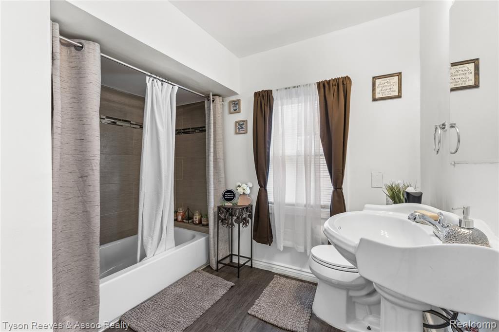 19138 San Juan Drive, Detroit, MI 48221 — Photo 12