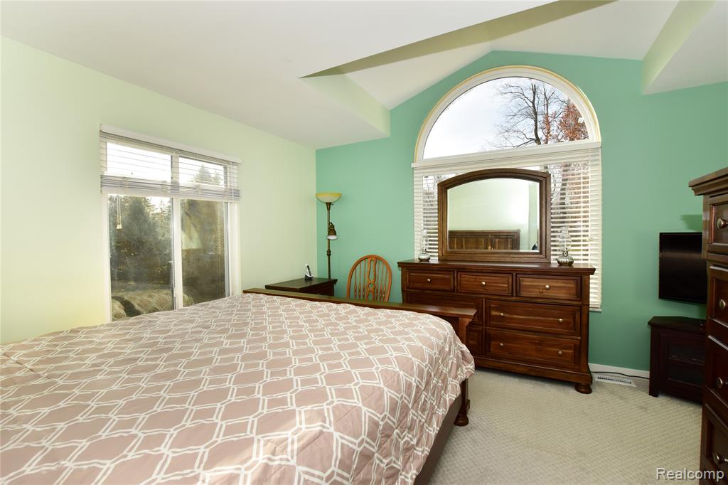 2595 Clinton Hills Road, Ortonville, MI 48462 — Photo 9