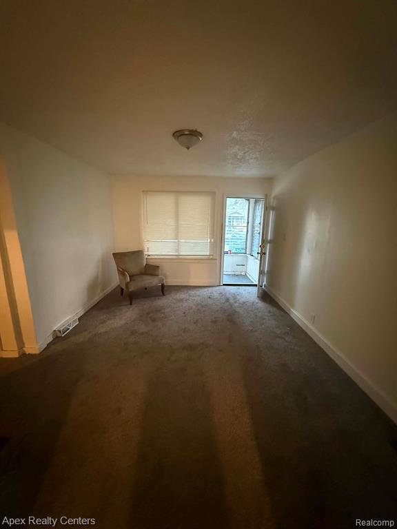 6063 Auburn Street - Photo 5