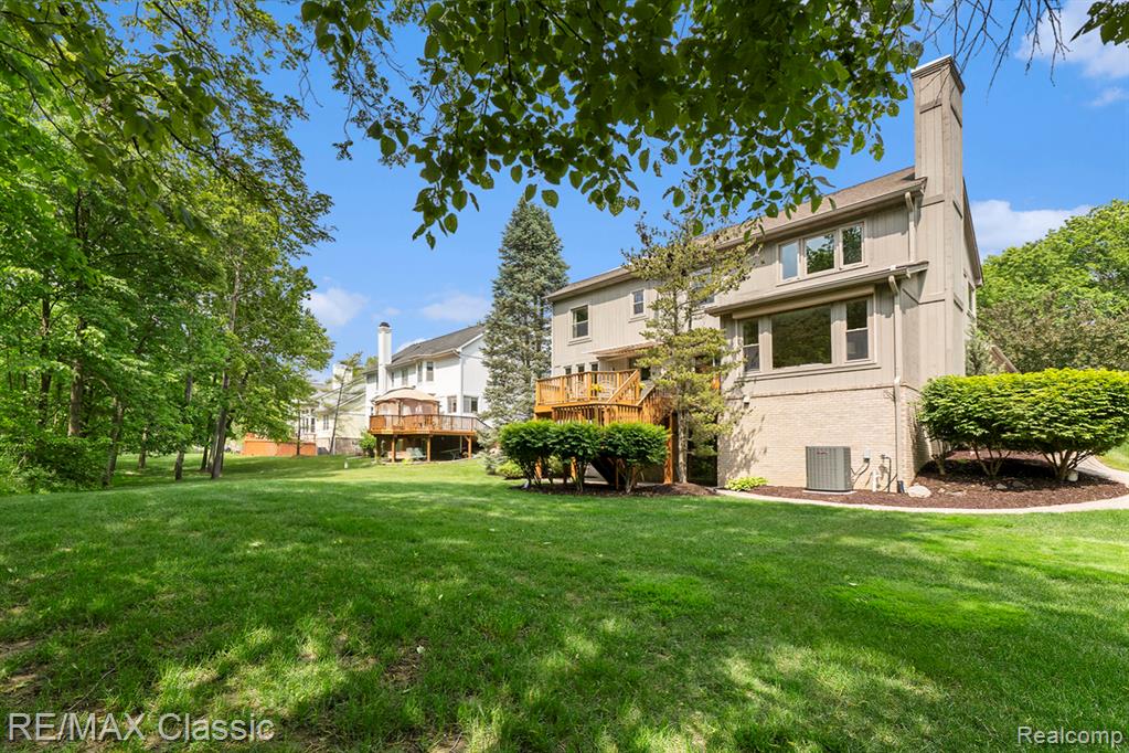 40515 Paisley Circle, Novi, MI 48377 — Photo 36