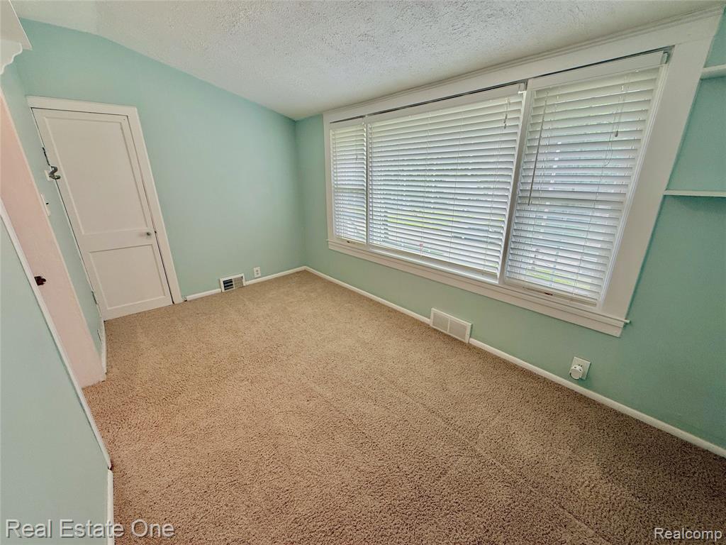 865 Grant Avenue, Clawson, MI — Photo 45