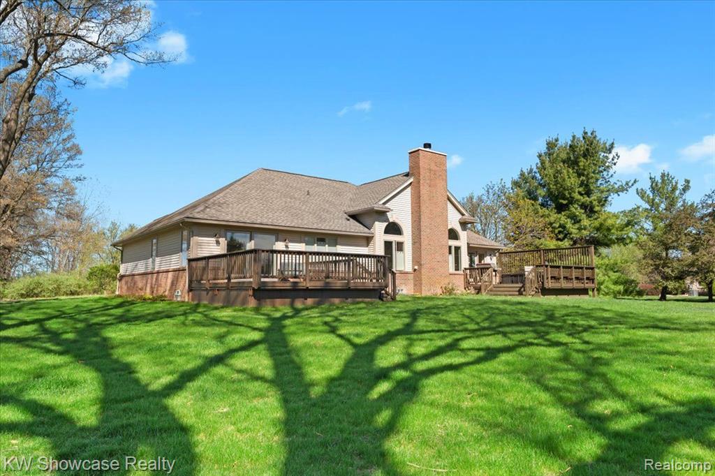 6158 HIGH VALLEY Drive, White Lake, MI 48383 — Photo 34