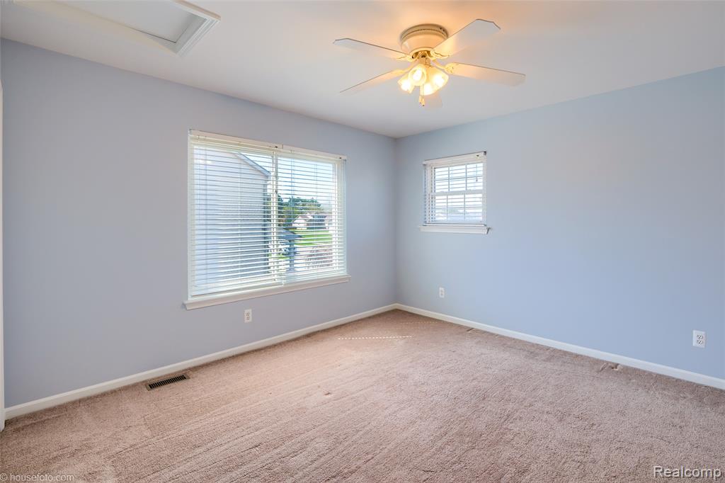 1447 Crystal Pond Drive, Davison, MI 48423 — Photo 38
