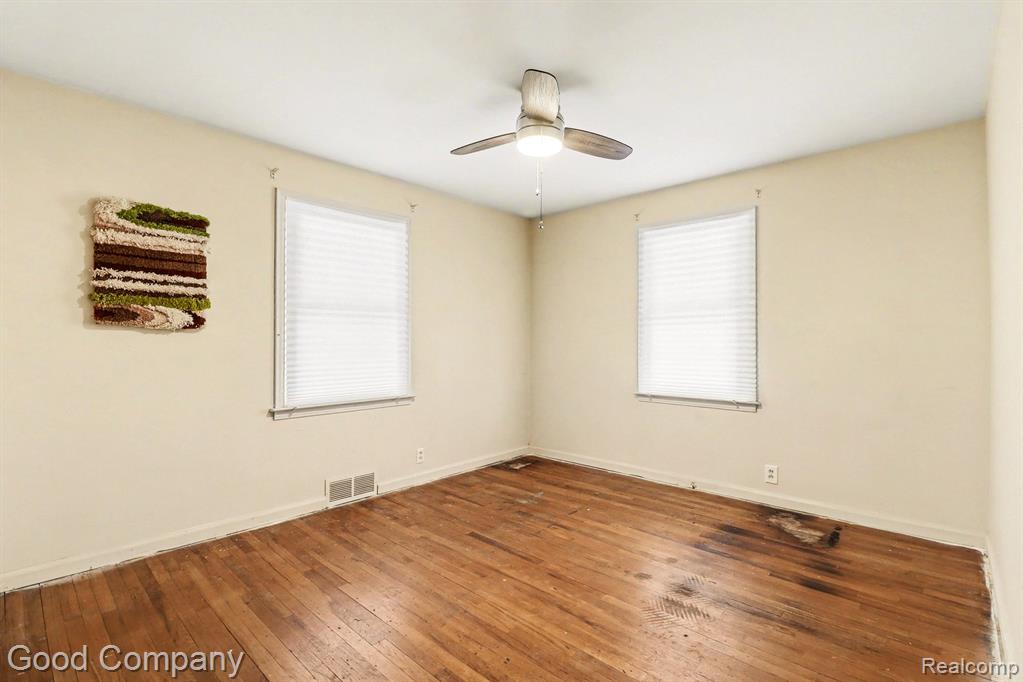 835 S Saginaw Street, Lapeer, MI 48446 — Photo 6