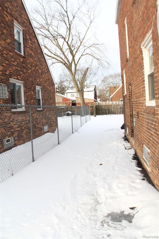 9581 Mark Twain Street, Detroit, MI 48227 — Photo 5