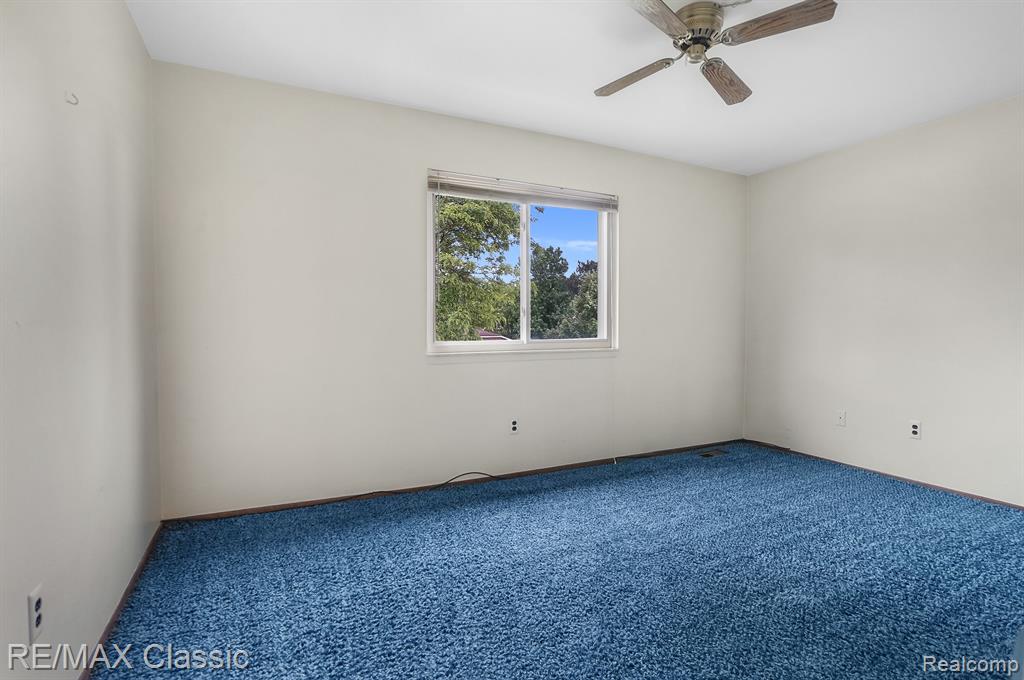 1227 E FRANCISCAN, Canton, MI 48187 — Photo 38