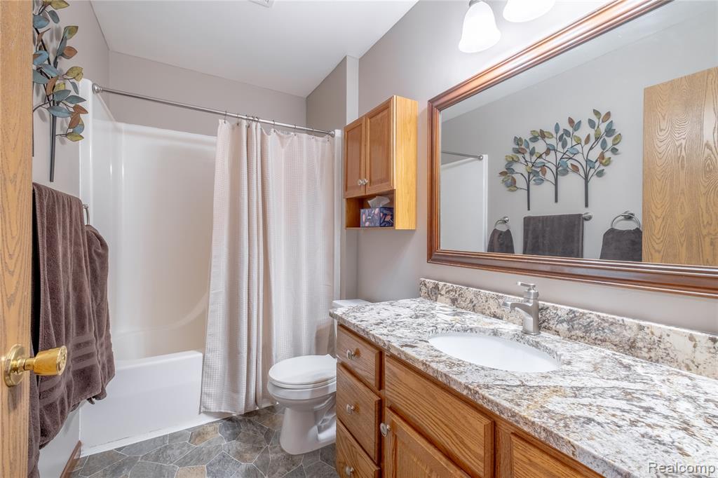 8420 Beers Road, Swartz Creek, MI 48473 — Photo 11