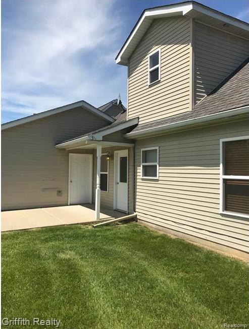 806 Cattail Lane, Pinckney, MI 48169 — Photo 23