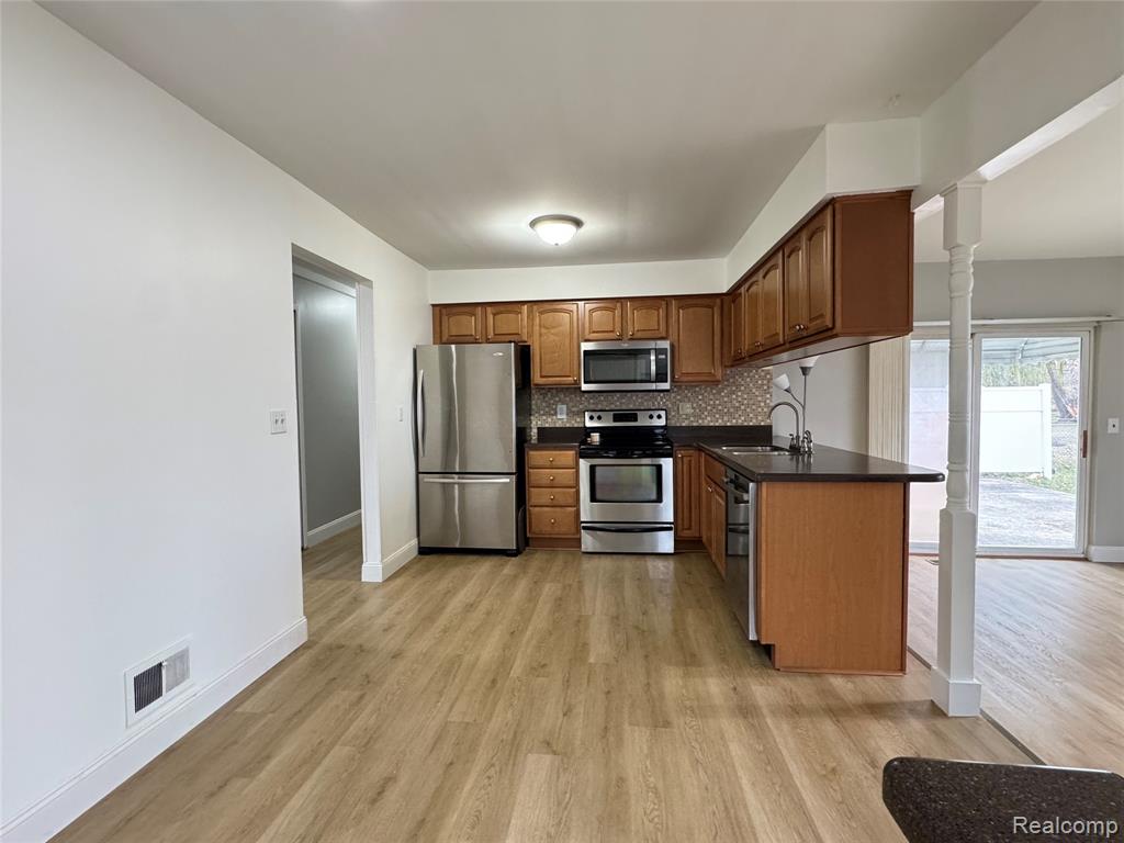48118 Forbes Street, Chesterfield, MI 48047 — Photo 10