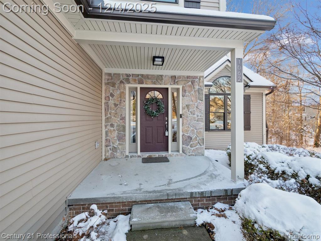 1062 Key West Court, Orion, MI — Photo 4