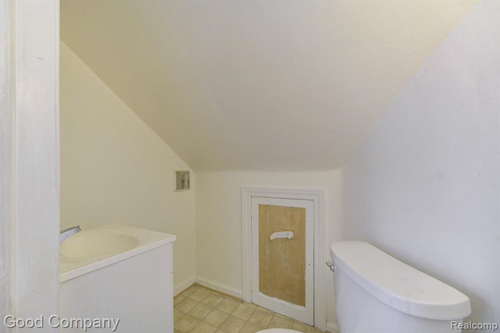 20070 Irvington Street, Detroit, MI 48203 — Photo 27