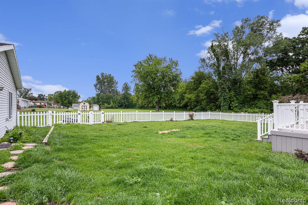 11508 Grand Blanc Road, Gaines Vlg, MI 48436 — Photo 25