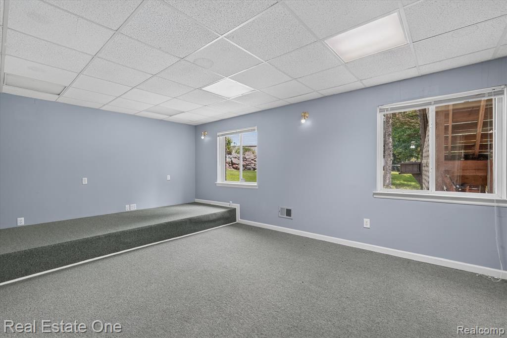 9610 Forest Ridge Drive, Clarkston, MI 48348 — Photo 57