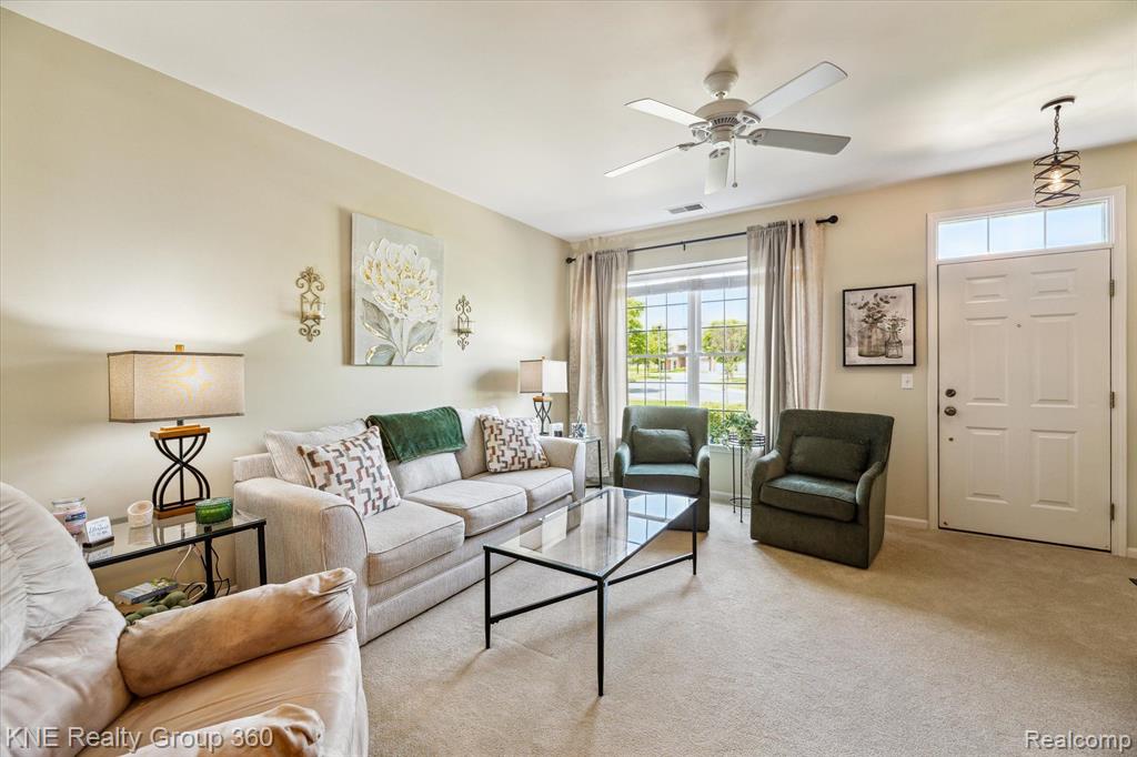 1056 SHIAWASSEE Circle, Howell, MI 48843 — Photo 18