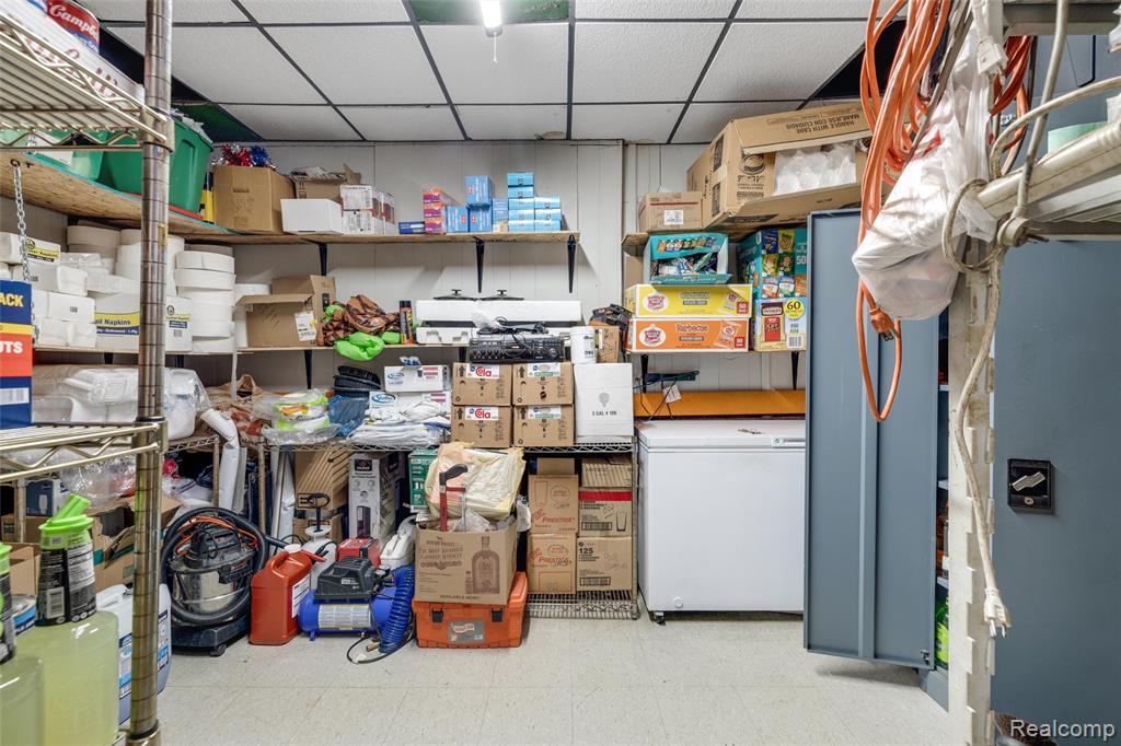 844 E 10 Mile Road, Hazel Park, MI 48030 — Photo 22