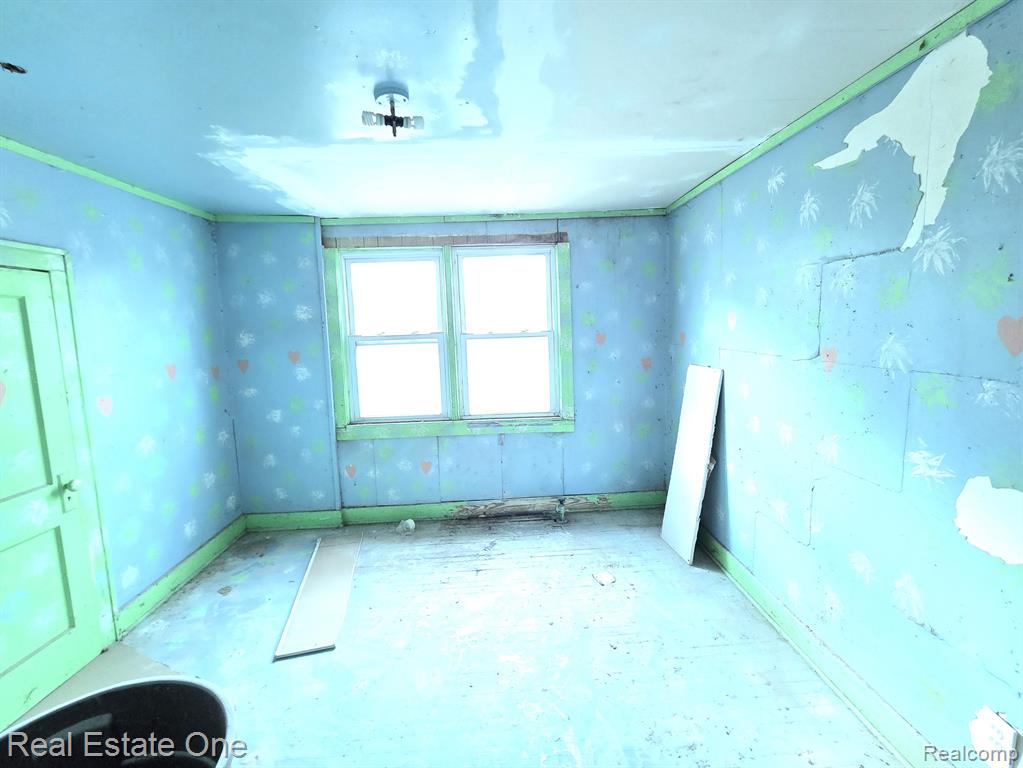 10259 W FORT Street, Detroit, MI 48209 — Photo 11
