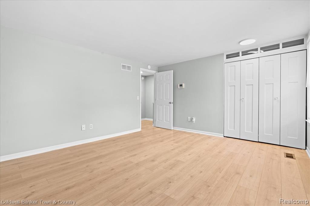 6232 Beechfield Drive, Lansing, MI 48911 — Photo 17