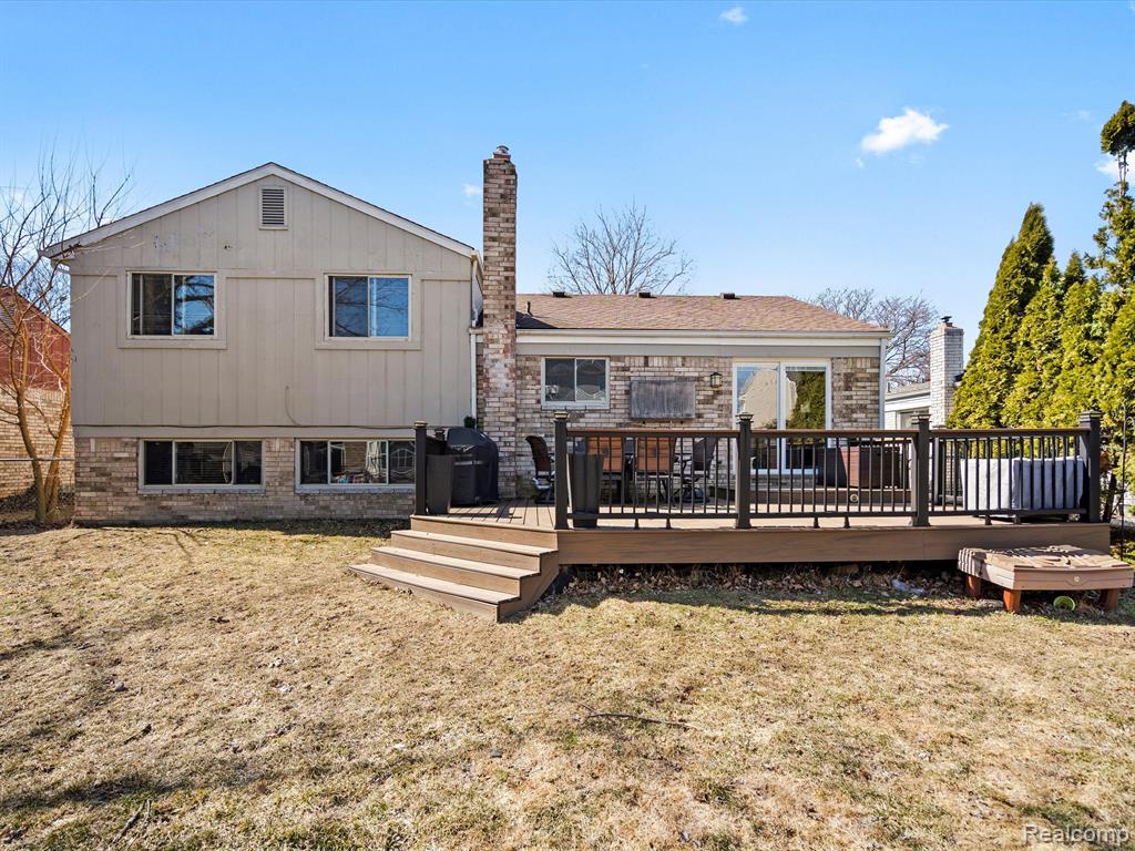 42268 SYCAMORE Drive, Sterling Heights, MI 48313 — Photo 40
