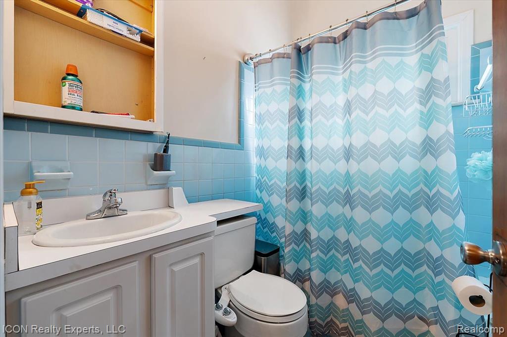5118 Michael Street, Dearborn Heights, MI 48125 — Photo 23