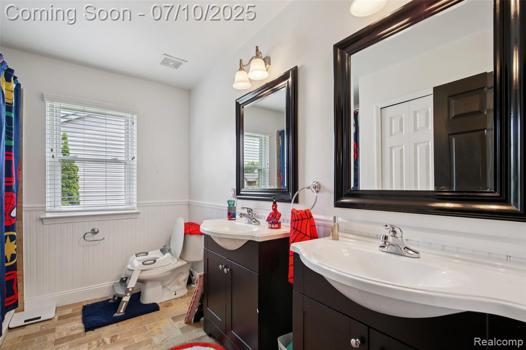 46533 Woodside Drive, Canton, MI 48187 — Photo 21