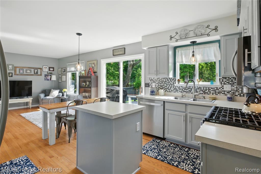 7950 Sandmar Lane, Davisburg, MI 48350 — Photo 13