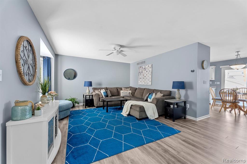 29247 Adams Drive, Gibraltar, MI — Photo 3