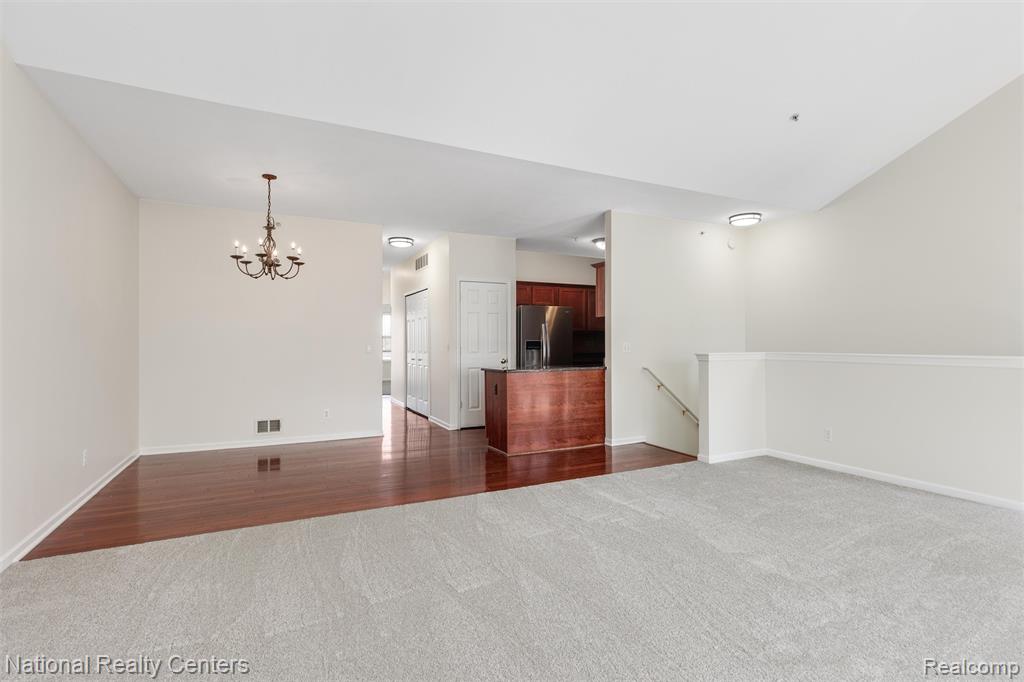 41582 Hamlet Lane, 68, Novi, MI — Photo 6