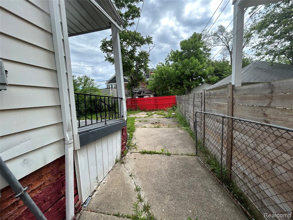 5050 Seminole Street, Detroit, MI 48213 — Photo 78