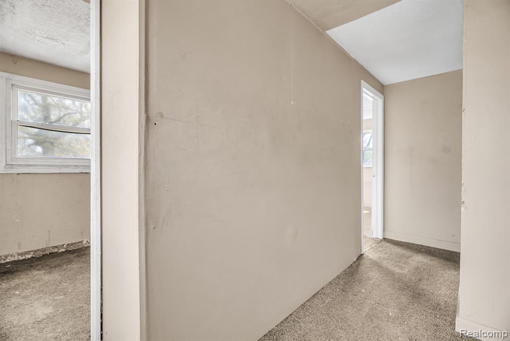 18505 Ashton Avenue, Detroit, MI 48219 — Photo 22