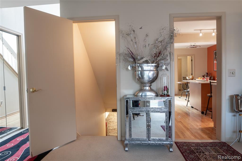 37839 Siena Drive, Farmington Hills, MI 48331 — Photo 38