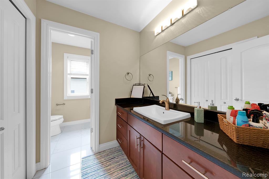 1475 St James Boulevard, Ann Arbor, MI 48108 — Photo 23