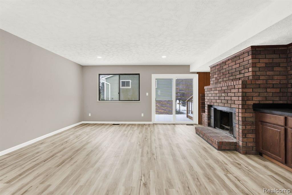 7820 Rampart Trail, Waterford, MI 48327 — Photo 48