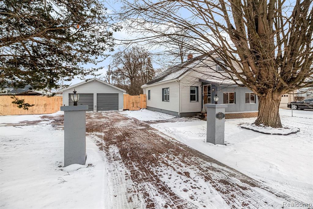 180 N Pasadena Street, Ypsilanti, MI 48198 — Photo 2
