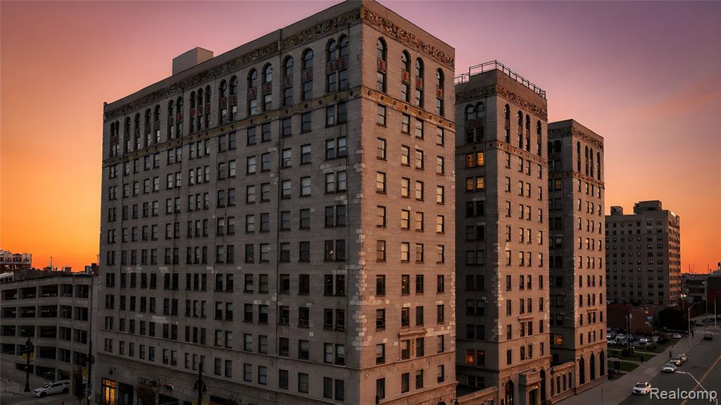 15 E Kirby Street, 229, Detroit, MI 48202 — Photo 33