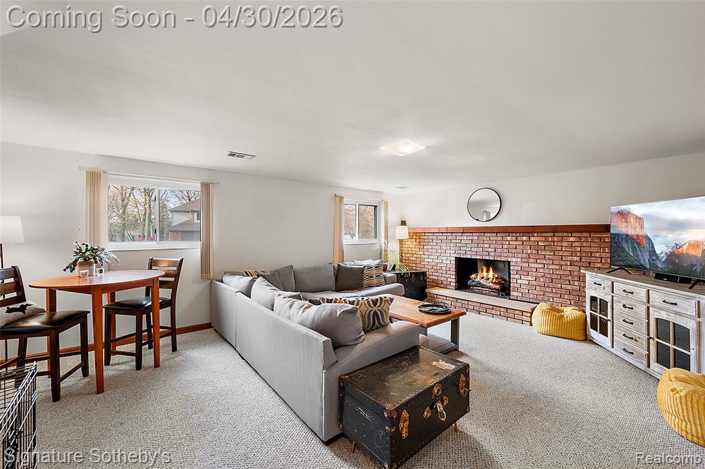 2682 Costa Mesa Road, Waterford, MI 48329 — Photo 18