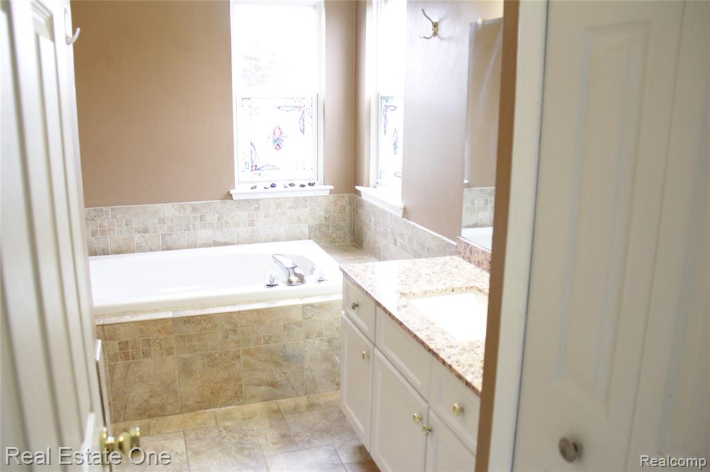 40690 Bluesprings Court, Canton, MI 48188 — Photo 44
