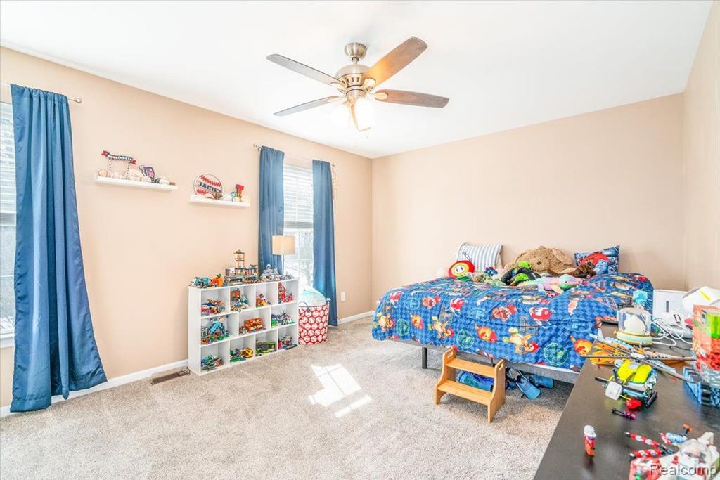 42936 N CUMBERLAND Drive, Belleville, MI 48111 — Photo 25