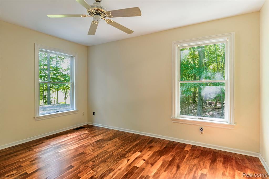 1613 Tu Van Trail, Leonard, MI 48367 — Photo 33