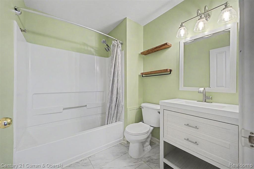 47616 Pembroke Drive, Canton, MI 48188 — Photo 18