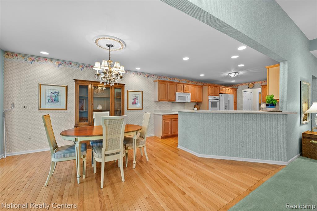 49455 N Glacier Avenue, 43, Northville, MI 48168 — Photo 8