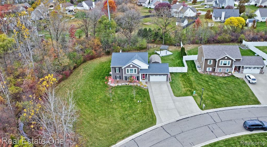 4316 Pebble Creek Boulevard, Grand Blanc, MI 48439 — Photo 4